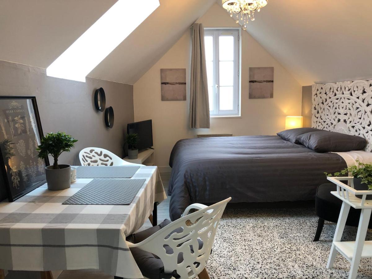 Maison Quatre Freres Louviers Eksteriør bilde